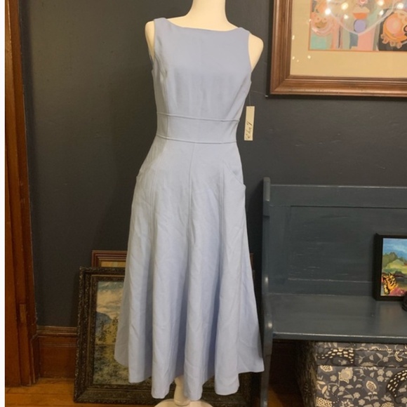 Eliza j - Picture 1 of 3